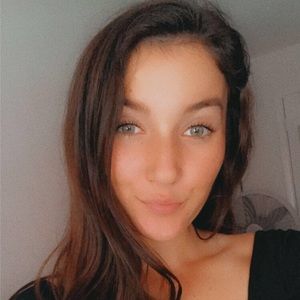 Meet your Posher, Zoe